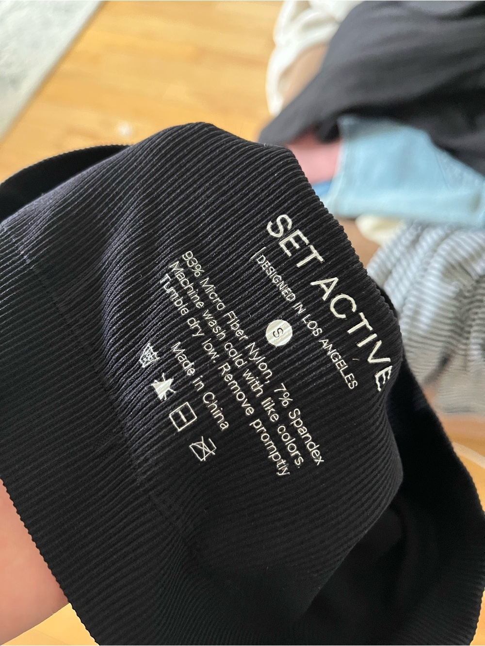 Set Active Workout Top - Picture 4 of 4